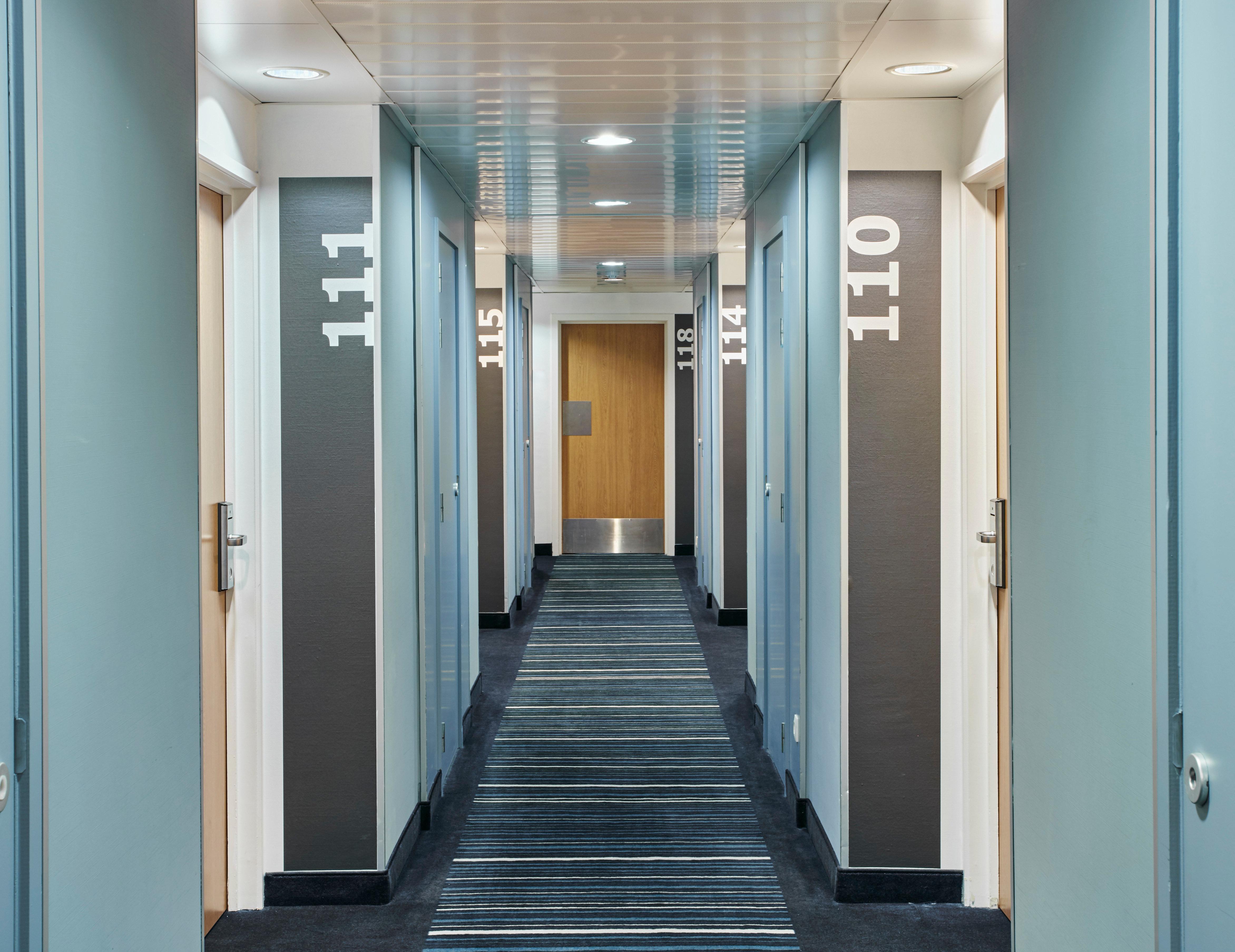 Express Centre By Ihg 3*